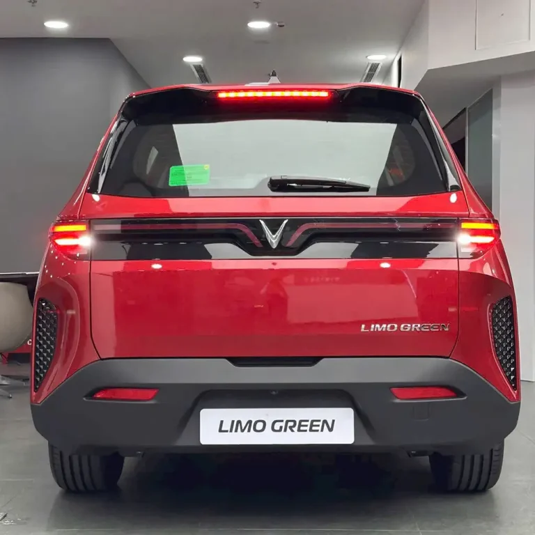 Duoi-xe-Limo-Green